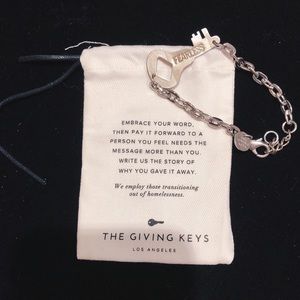The Giving Keys “Fearless” Key Bracelet